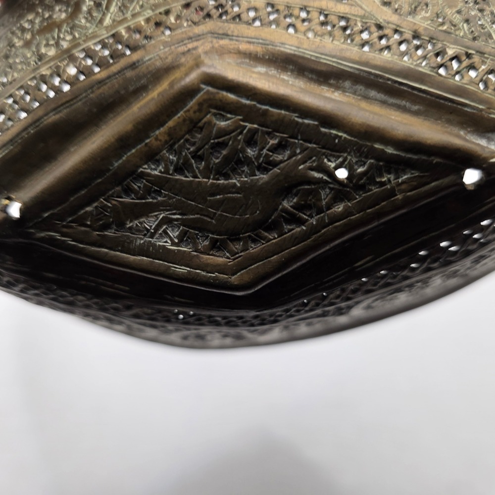 Hanging Indo-Persian Kashkul Beggars Bowl Filigree Metal Etched Hanging Vessel - Picture 6 of 10
